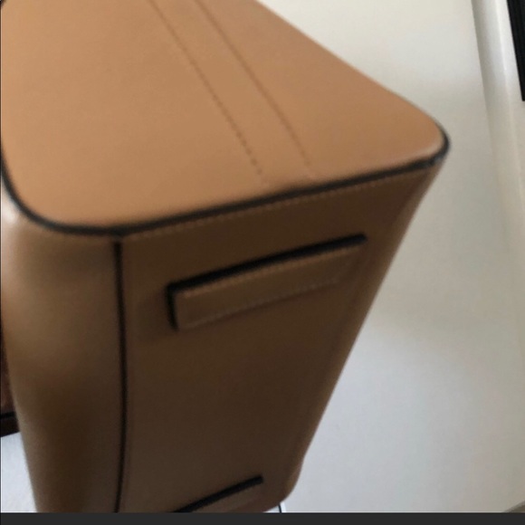 Authentic givenchy antigona tri color - Picture 4 of 8